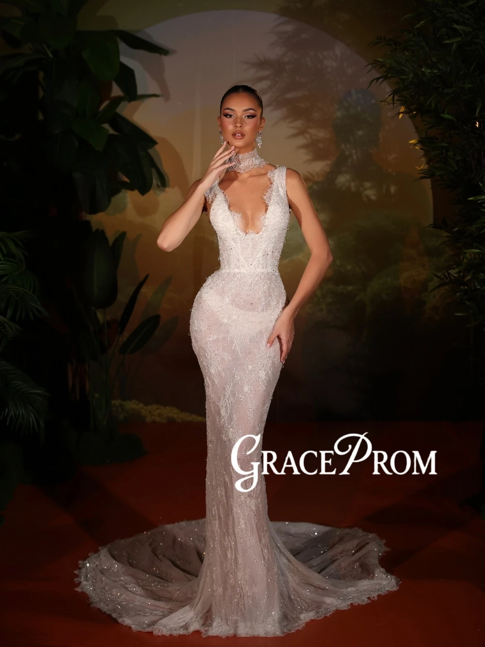 See Through Bodycon Mermaid Wedding Dress Sexy Plunge Neckline Stunning Lace Bridal Gown Shimmering Beautiful Women Wear
See Through Bodycon Mermaid Wedding Dress Sexy Plunge Neckline Stunning Lace Bridal Gown Shimmering Beautiful Women Wear