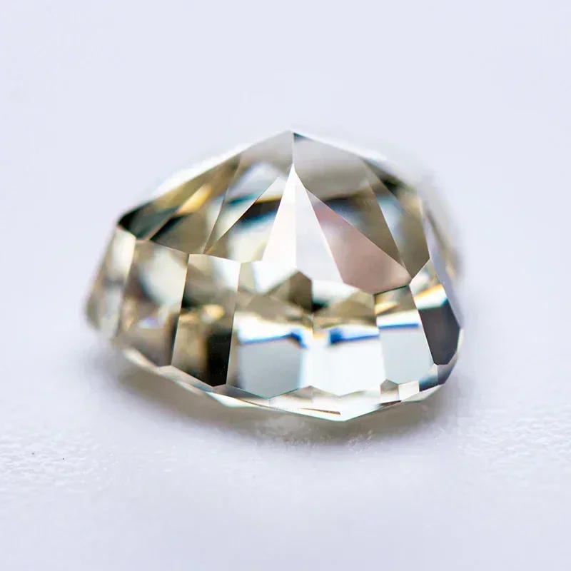 Cubic Zirconia Light Yellow Color Crushed Ice Cut Heart Shape Charms Beads for DIY Jewelry Making Rings Materials No Certificate
Cubic Zirconia Light Yellow Color Crushed Ice Cut Heart Shape Charms Beads for DIY Jewelry Making Rings Materials No Certificate