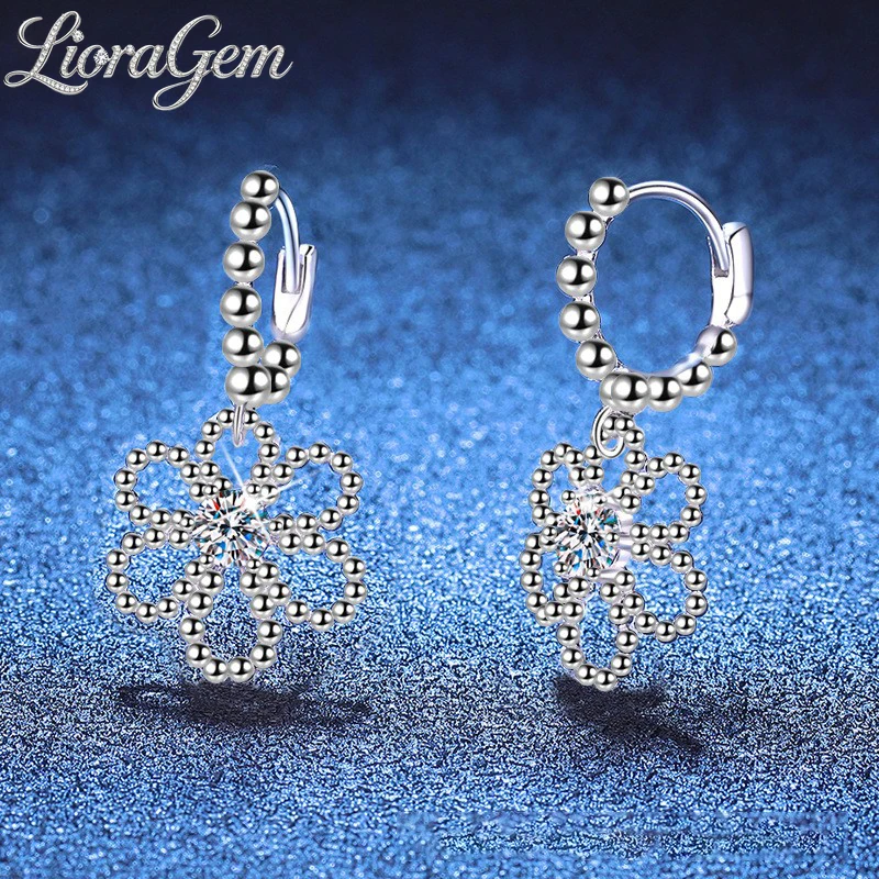 LioraGem Retro Five-petal Flower Earrings for Women, D-color Camellia Moissanite Earrings Platinum PT950 Stamp
LioraGem Retro Five-petal Flower Earrings for Women, D-color Camellia Moissanite Earrings Platinum PT950 Stamp