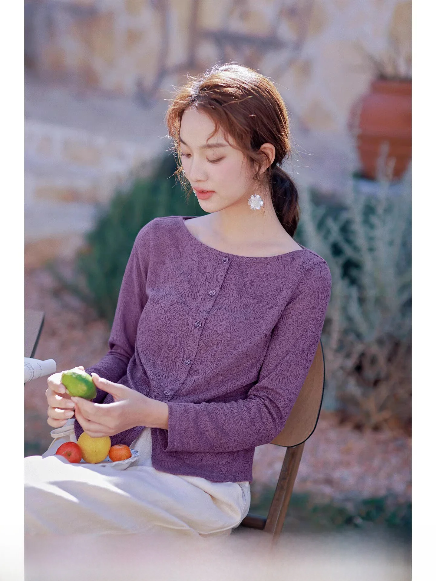 Red Purple Embroidered Low round Ne Long Sve Women's T-irt Spring 2026 New Sle Casual Faion Slim Fit Top
Red Purple Embroidered Low round Ne Long Sve Women's T-irt Spring 2026 New Sle Casual Faion Slim Fit Top