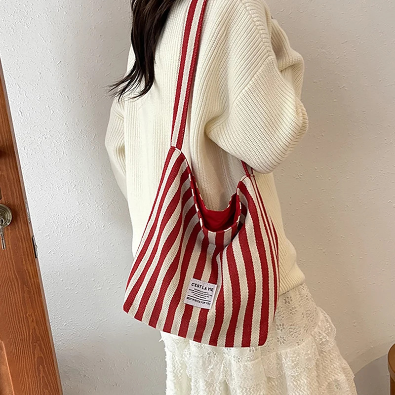 Shoulder Bag Trendy Handbags Simple Striped Canvas Tote Bag Casual Large Capacity Double-sided Crossbody Bag for Women
Shoulder Bag Trendy Handbags Simple Striped Canvas Tote Bag Casual Large Capacity Double-sided Crossbody Bag for Women