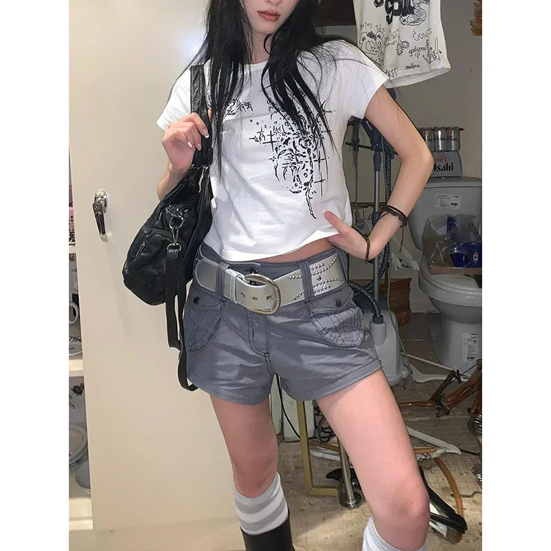 Streetwear American Retro Gray Cargo Shorts Women 2025 Summer Pocket Y2K Sexy Harajuku 2000s Aesthetics Vintage Short Pants
Streetwear American Retro Gray Cargo Shorts Women 2025 Summer Pocket Y2K Sexy Harajuku 2000s Aesthetics Vintage Short Pants
