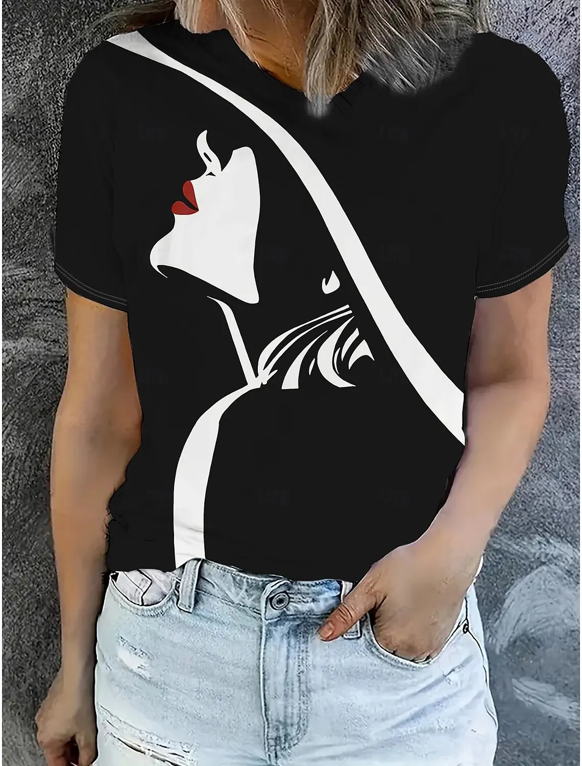Fashion Women's T-Shirt Abstract graphic 3D Printed Ladies' facial features Casual Short Sleeved Crew Neck Tees Regular Tops
Fashion Women's T-Shirt Abstract graphic 3D Printed Ladies' facial features Casual Short Sleeved Crew Neck Tees Regular Tops