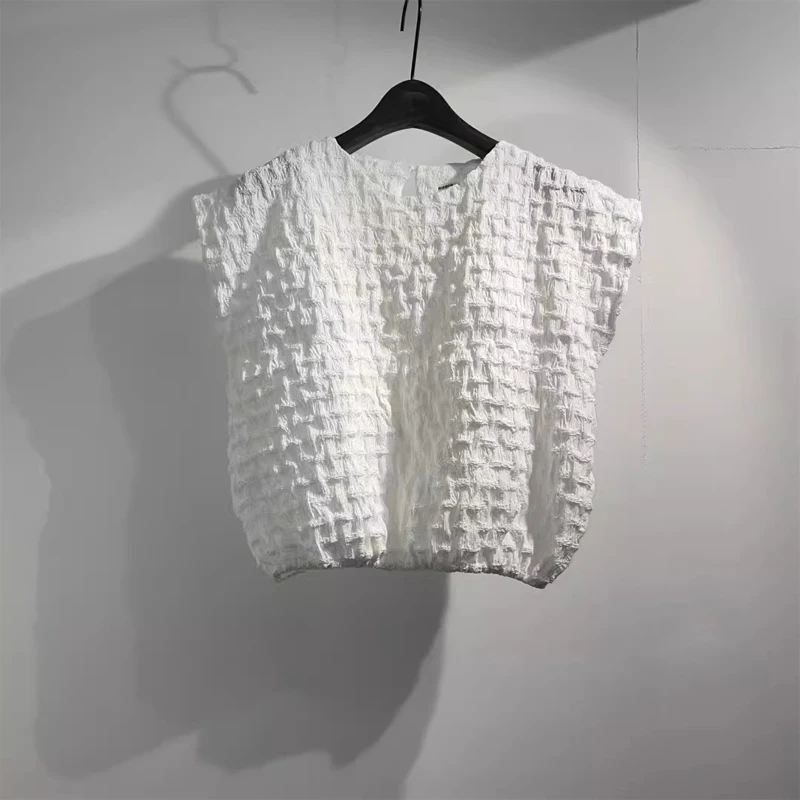 Loose Women's Sleeveless Shirt round Neck Pullover Summer New Style Korean Version Breathable Comfortable Cotton Polyester
Loose Women's Sleeveless Shirt round Neck Pullover Summer New Style Korean Version Breathable Comfortable Cotton Polyester
