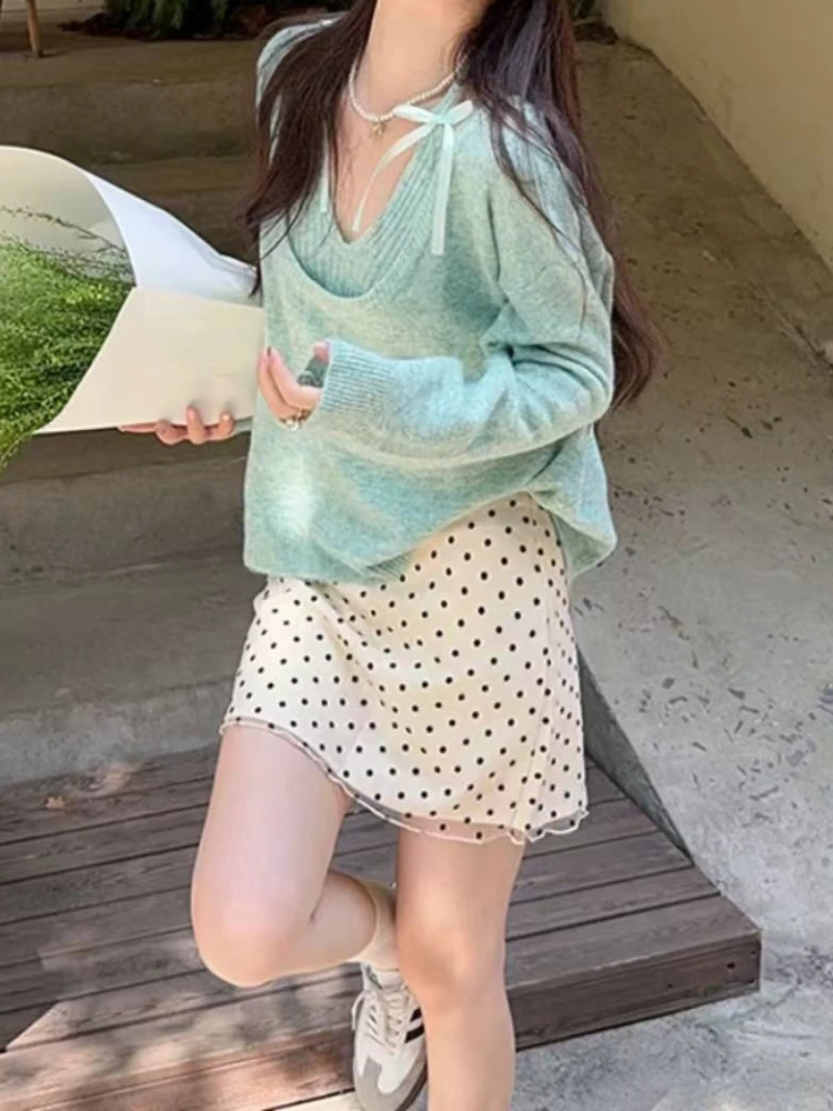 Korean Retro Knit Slim-fit 2 Piece Set Women Long-sleeved Knitted Tops + Polka Dot Skirt New Fashion Y2k Sweet Suit Spring 2025
Korean Retro Knit Slim-fit 2 Piece Set Women Long-sleeved Knitted Tops + Polka Dot Skirt New Fashion Y2k Sweet Suit Spring 2025