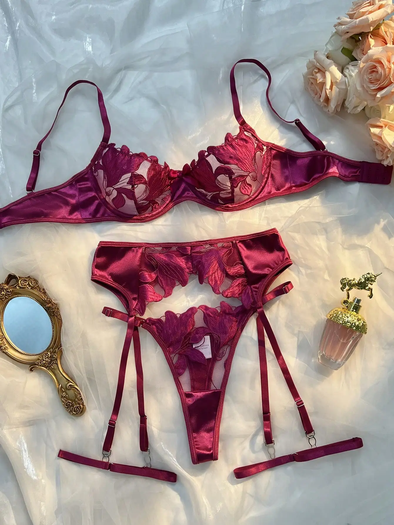 5-Piece Burgundy Floral Lace Lingerie Set with Satin Trim and Garter Belt
5-Piece Burgundy Floral Lace Lingerie Set with Satin Trim and Garter Belt