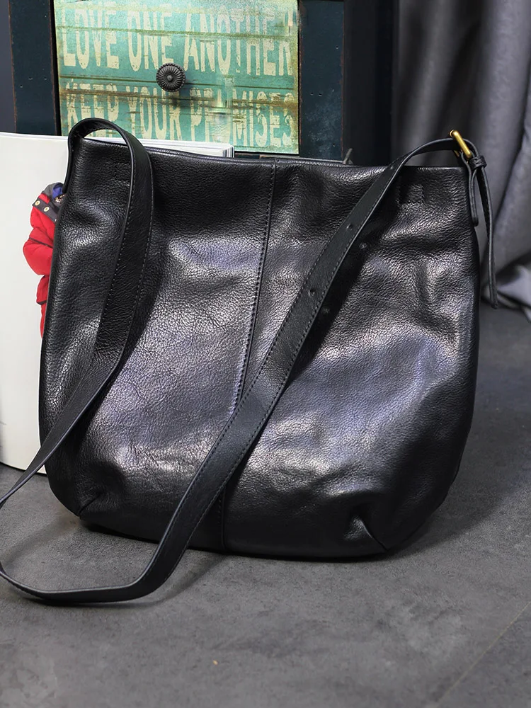 PNDME simple casual lazy natural soft genuine leather women's shoulder crossbody bag vintage cow leather large-capacity tote bag
PNDME simple casual lazy natural soft genuine leather women's shoulder crossbody bag vintage cow leather large-capacity tote bag