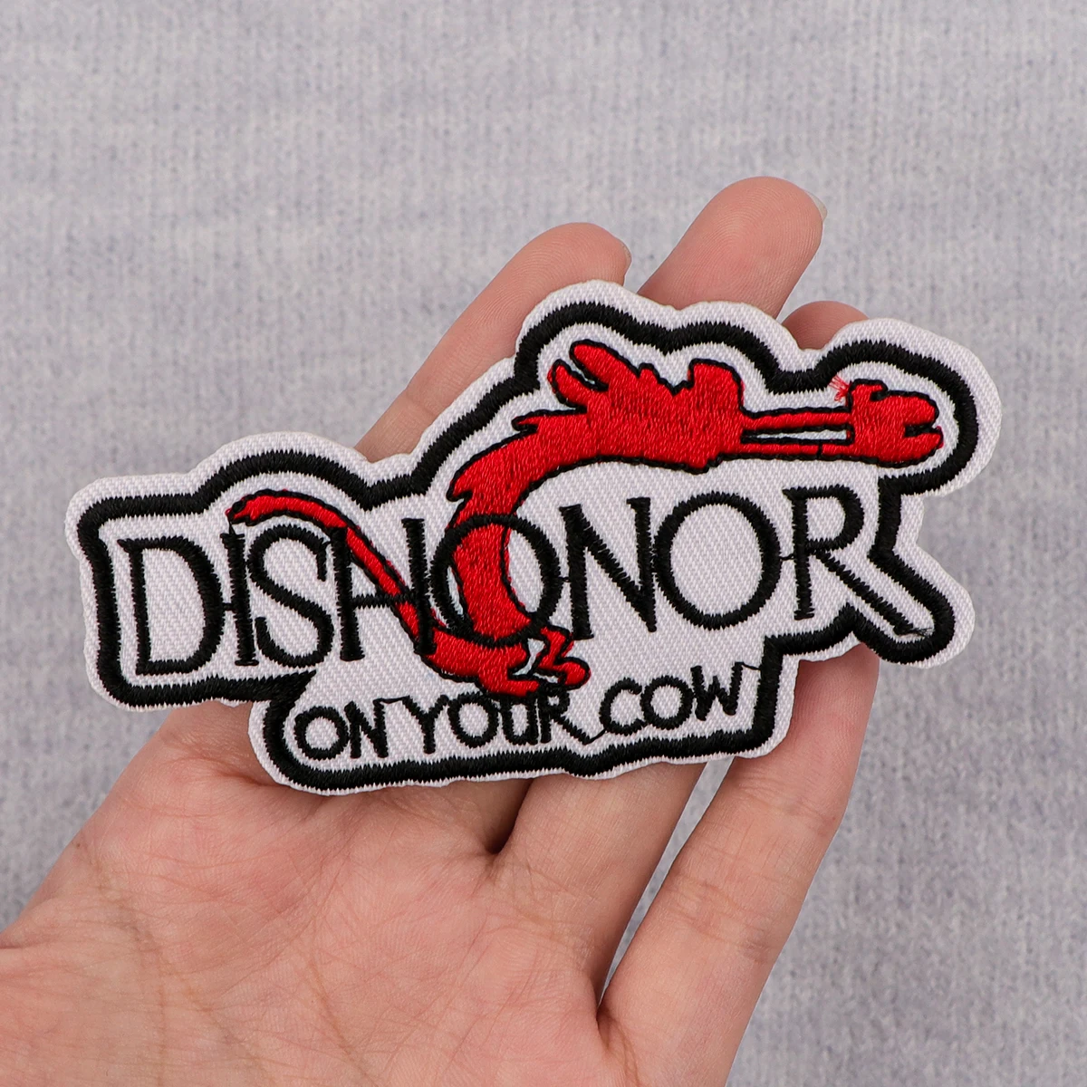 Mushu Dragon Embroidery Patch Funny Iron On Patches for Clothing Thermoadhesive Patches Movie Patches On Clothes Badge DIY Sew
Mushu Dragon Embroidery Patch Funny Iron On Patches for Clothing Thermoadhesive Patches Movie Patches On Clothes Badge DIY Sew