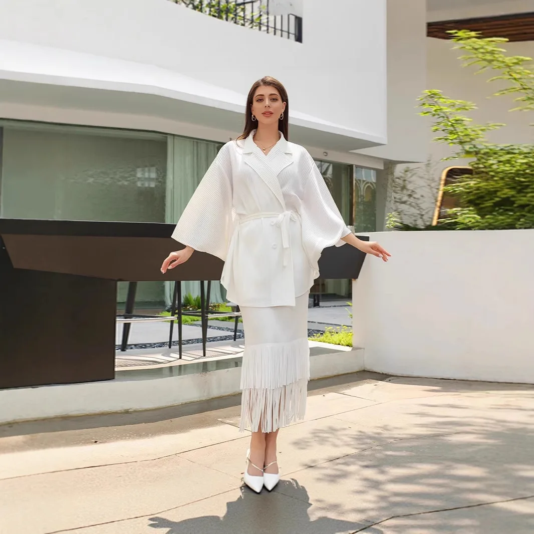 Miyake Pleated Casual Fashion Suit for Women Long Sleeve Collarless Top Skirt Two-piece Set Temperament White Skirt Sets
Miyake Pleated Casual Fashion Suit for Women Long Sleeve Collarless Top Skirt Two-piece Set Temperament White Skirt Sets