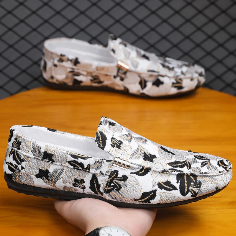 Men Simple Soft Cowhide Driving Loafers Slip On Flexible Wear Resistant Sole Daily Driving Casual Street Commute Footwear
Men Simple Soft Cowhide Driving Loafers Slip On Flexible Wear Resistant Sole Daily Driving Casual Street Commute Footwear