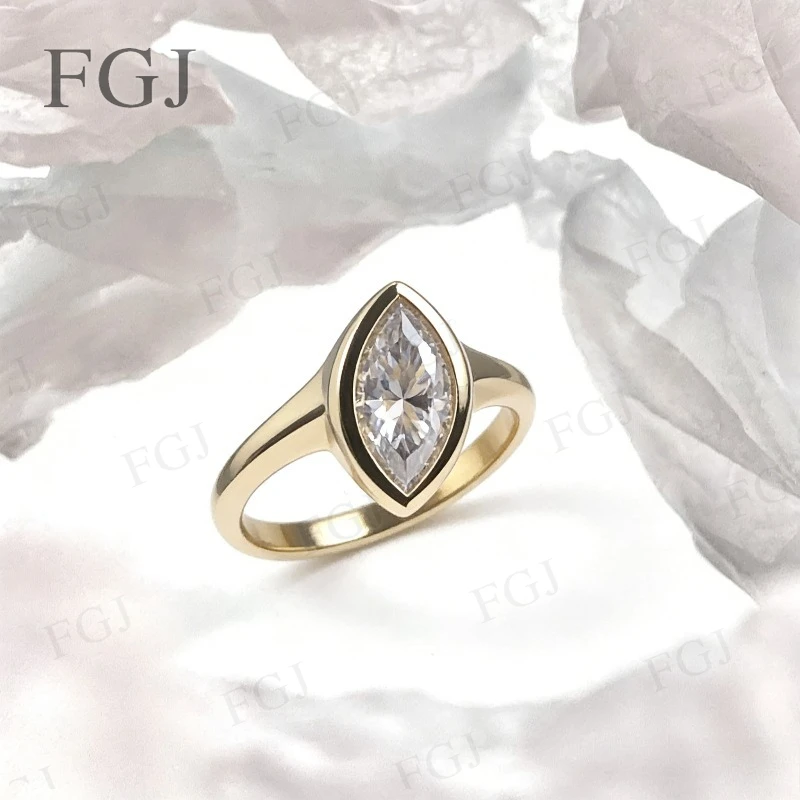 2CT Moissanite Marquise Ring 10K/S925 6x12mm D Color VVS1 Fine Jewelry For Ladies Daily Outfit Wear Top Quality Sparkling Ring
2CT Moissanite Marquise Ring 10K/S925 6x12mm D Color VVS1 Fine Jewelry For Ladies Daily Outfit Wear Top Quality Sparkling Ring