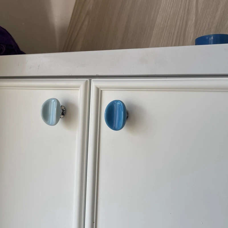 Cabinet door handle, ceramic hardware small handle, bedroom furniture drawer handle, household light luxury
Cabinet door handle, ceramic hardware small handle, bedroom furniture drawer handle, household light luxury