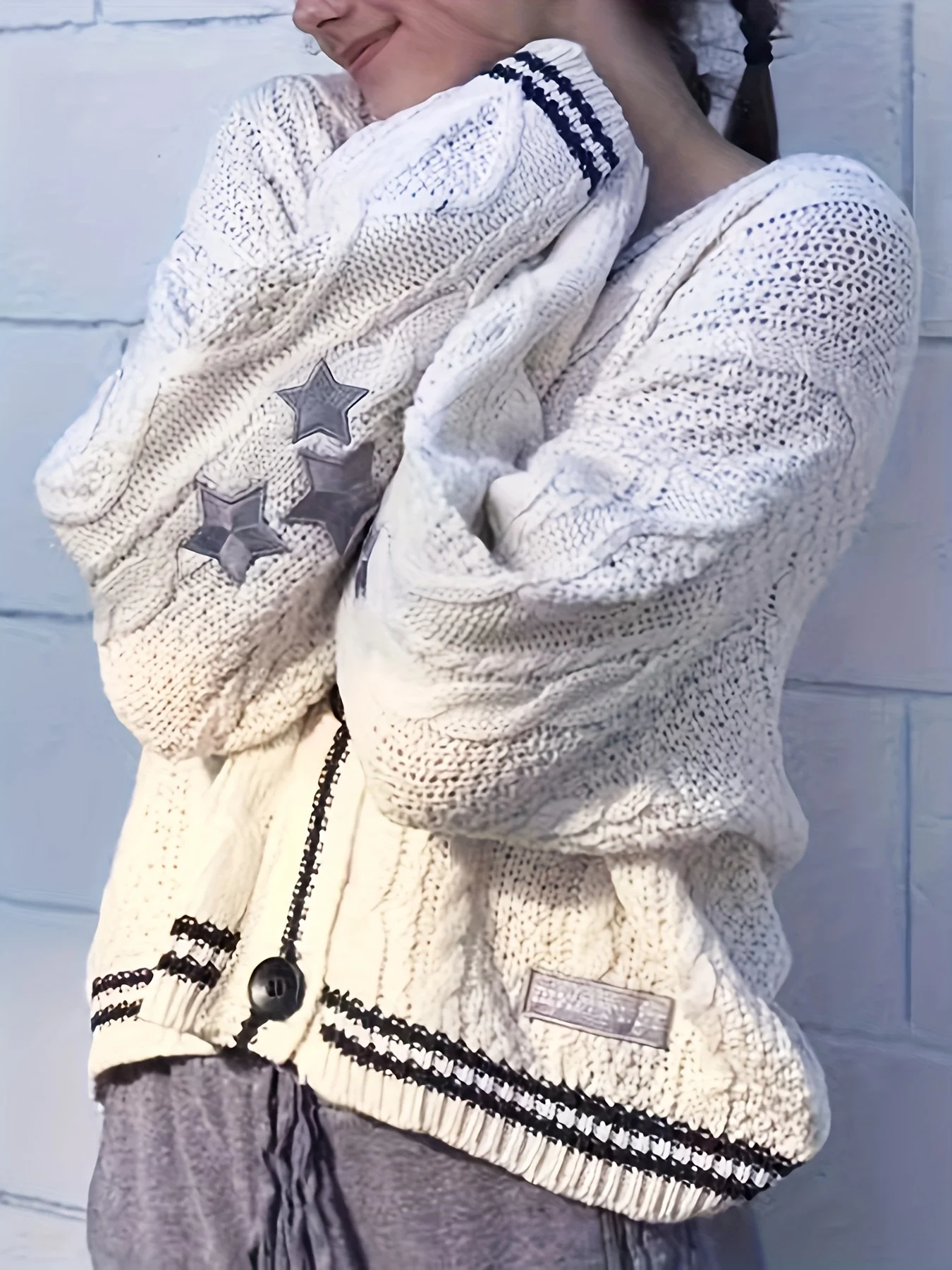y2k Star Embroidered Contrast V-Neck Single Breasted Knit Cardigan Sweater for Women
y2k Star Embroidered Contrast V-Neck Single Breasted Knit Cardigan Sweater for Women