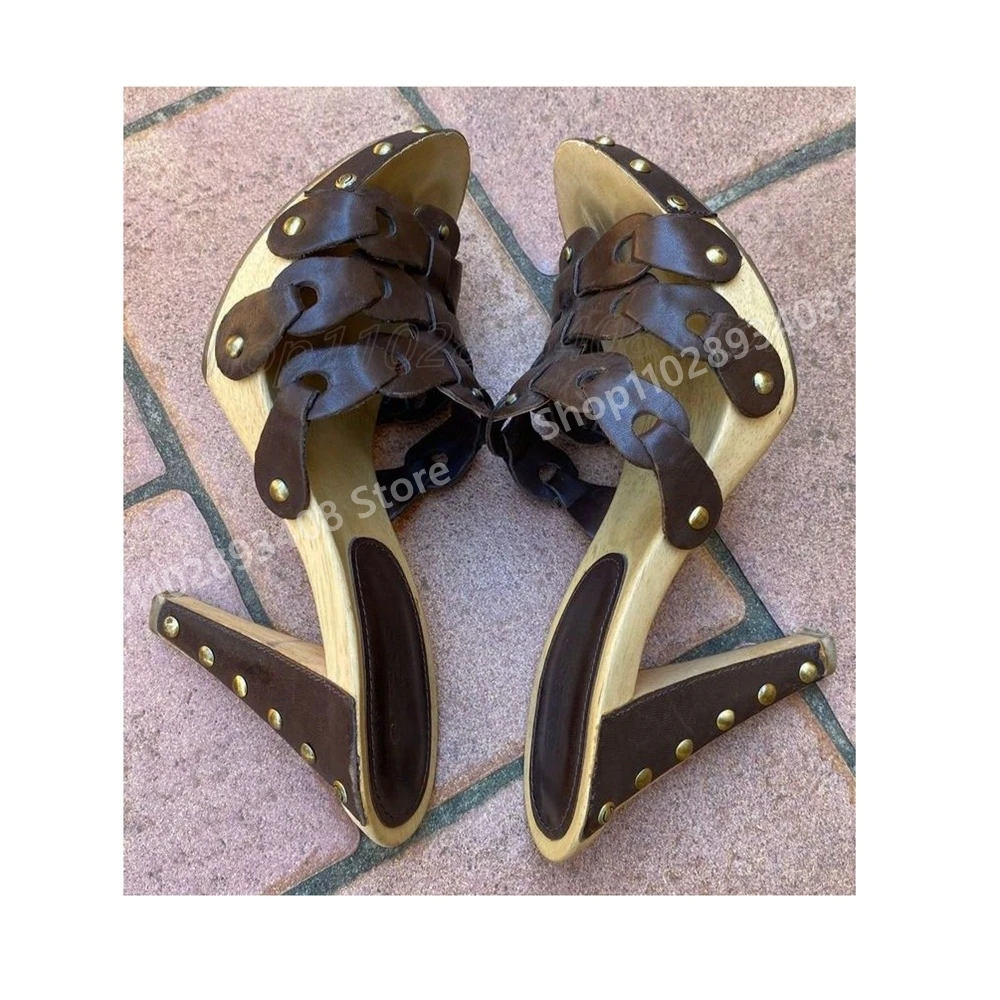 Elegant Cross Tied Hollow Slippers Sexy Rivets Open Toe Leather Chunky High Heel Fashion Women Shoes 2025 Summer ew Para Mujere
Elegant Cross Tied Hollow Slippers Sexy Rivets Open Toe Leather Chunky High Heel Fashion Women Shoes 2025 Summer ew Para Mujere