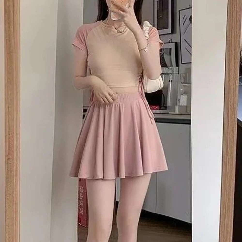 Ice Silk Pleated Skirts Women Straight Solid Color Skirts with Safty Pants All Match Elastic Waist A-line Mini Skirt Girls
Ice Silk Pleated Skirts Women Straight Solid Color Skirts with Safty Pants All Match Elastic Waist A-line Mini Skirt Girls