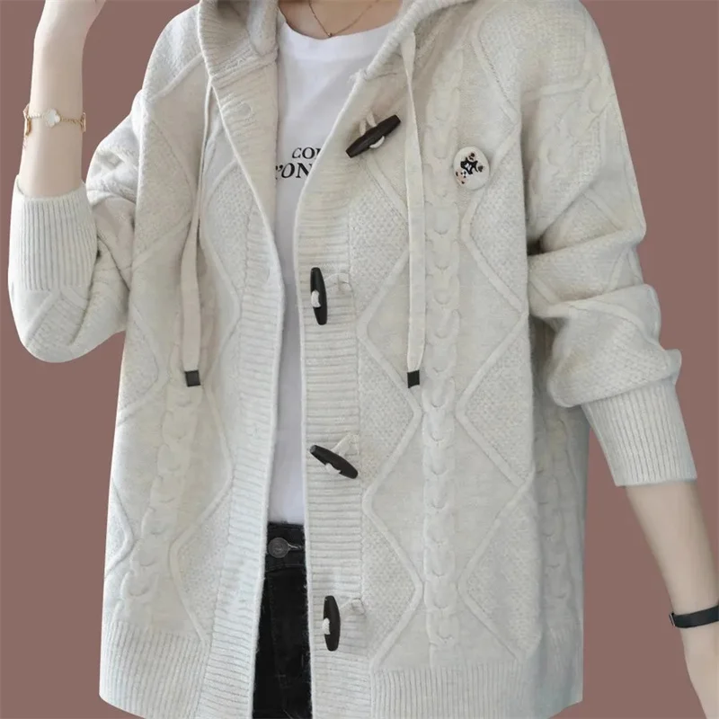 Sweater Coat Women 2025 Autumn Winter New Short Fashion Knitwear Cardigan Lady High-Quality Wool Jacket Padded Hooded Top Female
Sweater Coat Women 2025 Autumn Winter New Short Fashion Knitwear Cardigan Lady High-Quality Wool Jacket Padded Hooded Top Female