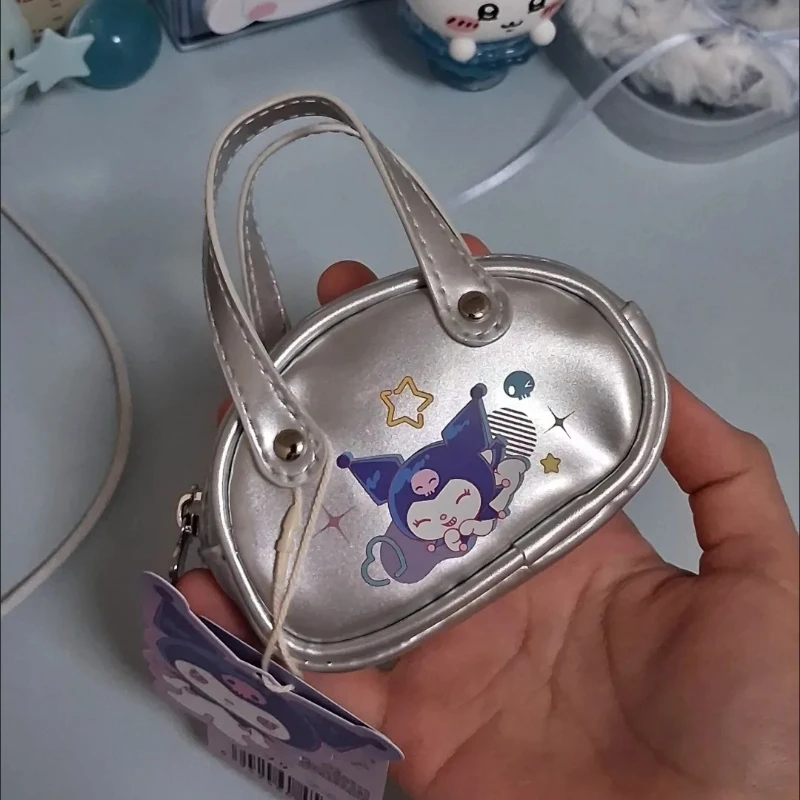 Kawaii Sanrio Kuromi Cute Cartoon Anime Glitter Earbuds Pouch Soft Shockproof Compact Zipper for School Travel Home Holiday Toys
Kawaii Sanrio Kuromi Cute Cartoon Anime Glitter Earbuds Pouch Soft Shockproof Compact Zipper for School Travel Home Holiday Toys