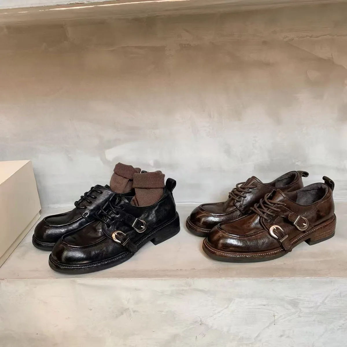 Women Height-increasing Loafers Shoes British Style Matching Flat Leather Shoes for Women Black Thick-soled Small Leather Shoes
Women Height-increasing Loafers Shoes British Style Matching Flat Leather Shoes for Women Black Thick-soled Small Leather Shoes