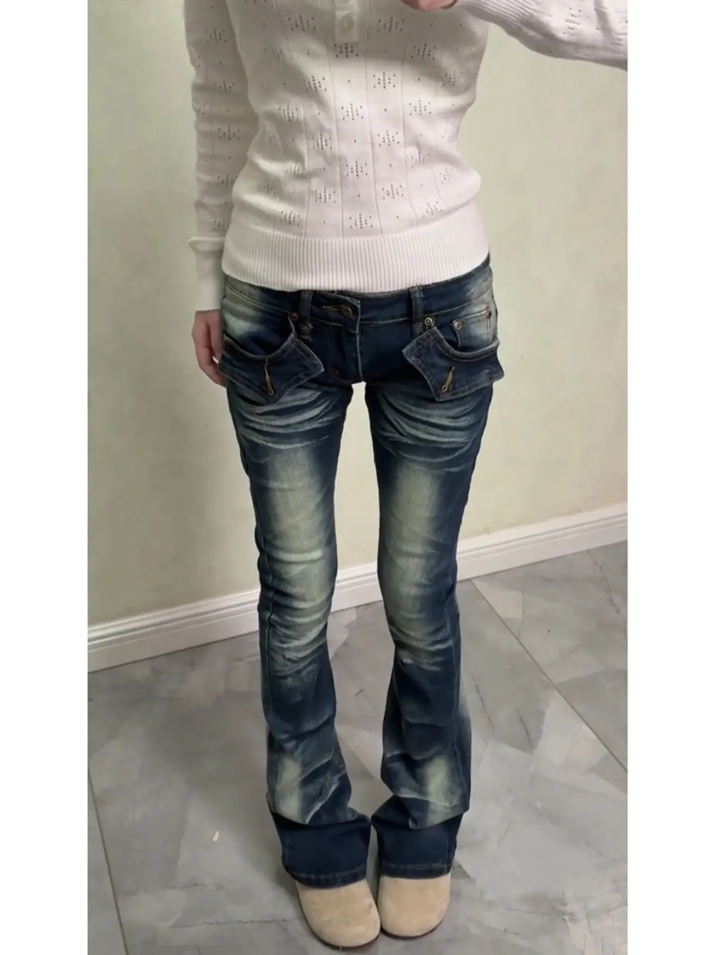 Low Waist Bell Bottom Jeans Women's Summer Fashion Small Size Cotton Stretch Denim Frayed Hem Micro Flared Trousers
Low Waist Bell Bottom Jeans Women's Summer Fashion Small Size Cotton Stretch Denim Frayed Hem Micro Flared Trousers