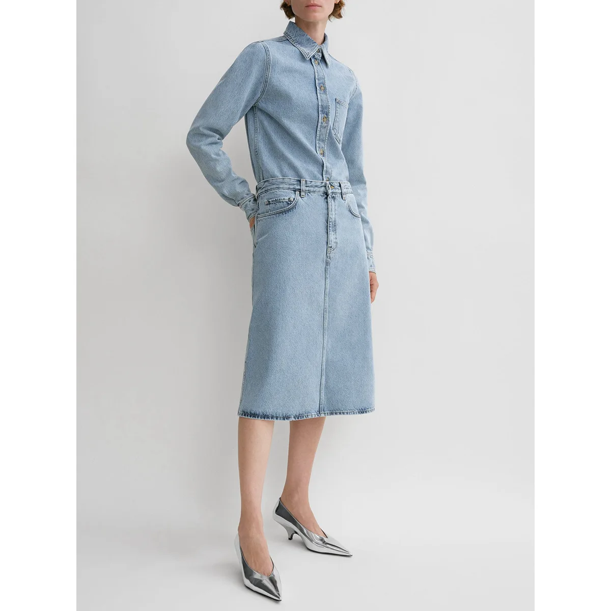 Ladies T0* Denim Shirt Half Skirt Fall and Winter New Casual Long-sleeved Blouse High Waist Half-body Skirt Suit
Ladies T0* Denim Shirt Half Skirt Fall and Winter New Casual Long-sleeved Blouse High Waist Half-body Skirt Suit