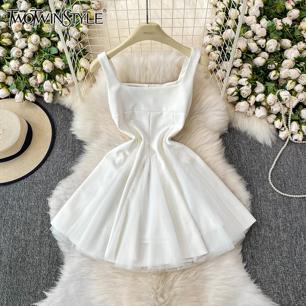 TWOTWINSTYLE Solid Slimming Elegant Dresses For Women Square Collar Sleeveless High Wasit Cute Mini Dress Female New KDR543922
TWOTWINSTYLE Solid Slimming Elegant Dresses For Women Square Collar Sleeveless High Wasit Cute Mini Dress Female New KDR543922