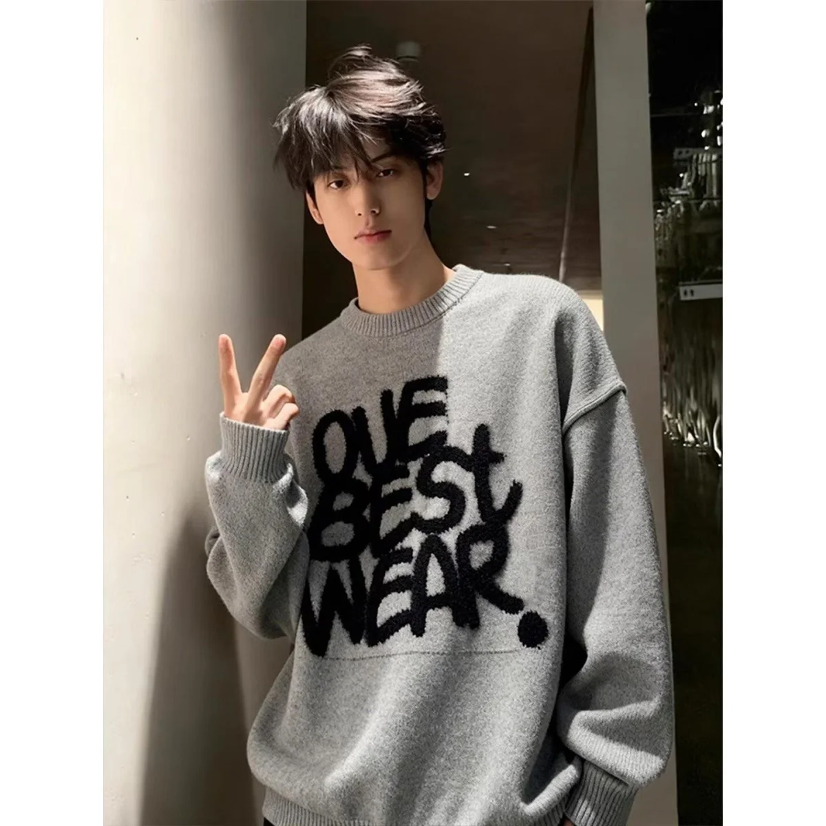 Stylish round Neck Knitted Sweater Men's Slim Fit Outerwear Autumn Winter Fashionable Casual Long Sleeve American Style Warmth
Stylish round Neck Knitted Sweater Men's Slim Fit Outerwear Autumn Winter Fashionable Casual Long Sleeve American Style Warmth
