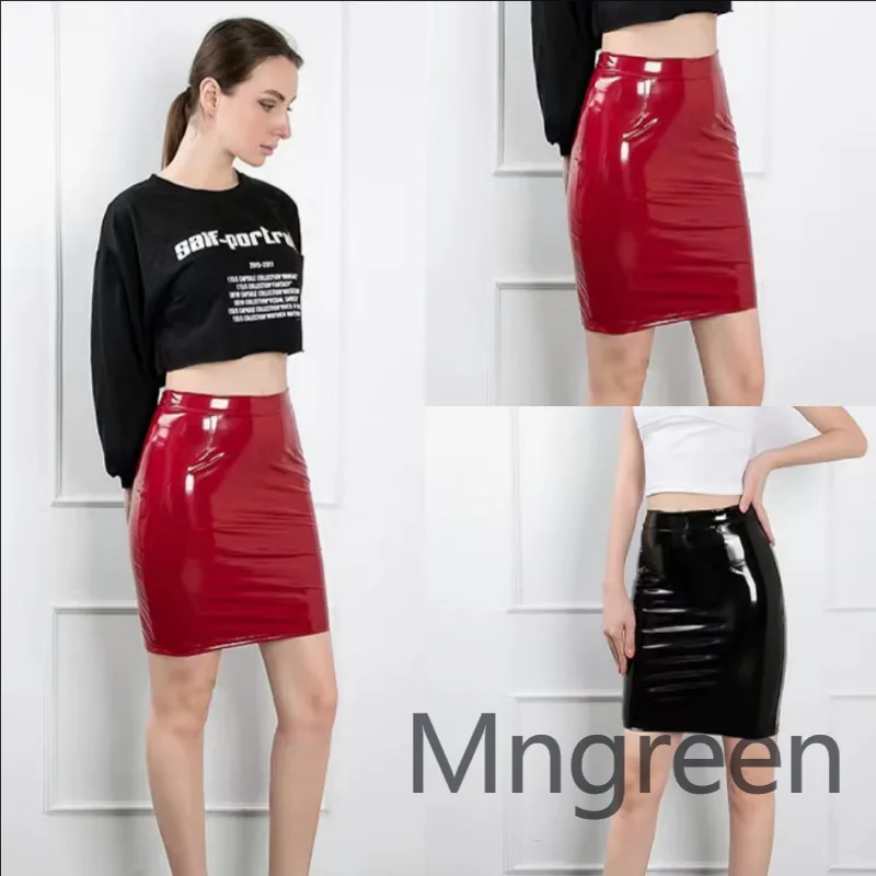 Новая глянцевая кожаная юбка 2025 года, сексуальная глянцевая кожаная тонкая короткая юбка в прямом эфире, черная женская юбка, яркая и облегающая одна-
Новая глянцевая кожаная юбка 2025 года, сексуальная глянцевая кожаная тонкая короткая юбка в прямом эфире, черная женская юбка, яркая и облегающая одна-