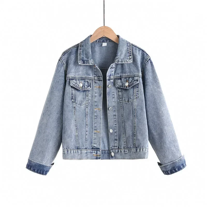 Denim Jacket Women Streetwear Short Coat Washed Turn Down Collar Single Breasted Pockets Female Spring 2025 Casual Outerwear
Denim Jacket Women Streetwear Short Coat Washed Turn Down Collar Single Breasted Pockets Female Spring 2025 Casual Outerwear