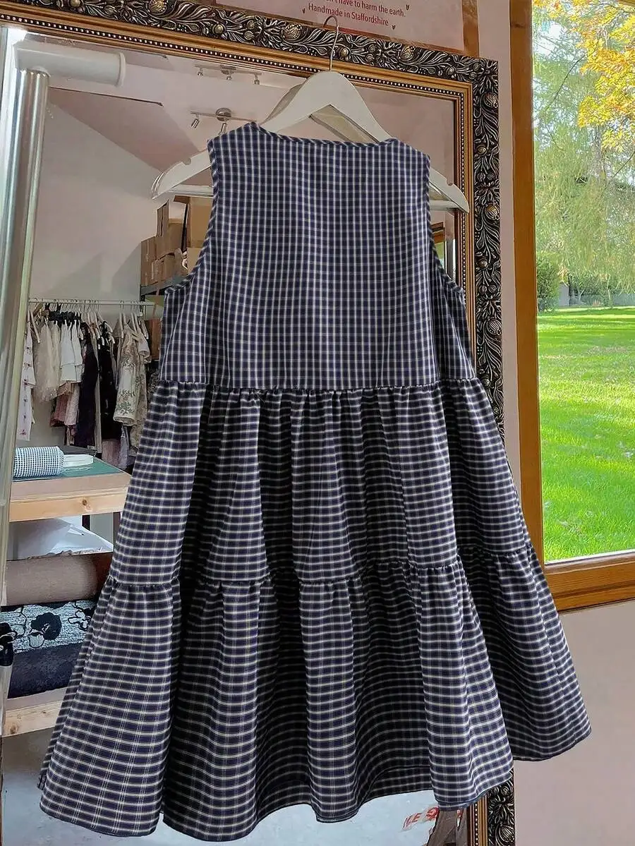 Plaid Sleeveless Tiered Dress Women Loose Preppy Style Summer Autumn
Plaid Sleeveless Tiered Dress Women Loose Preppy Style Summer Autumn