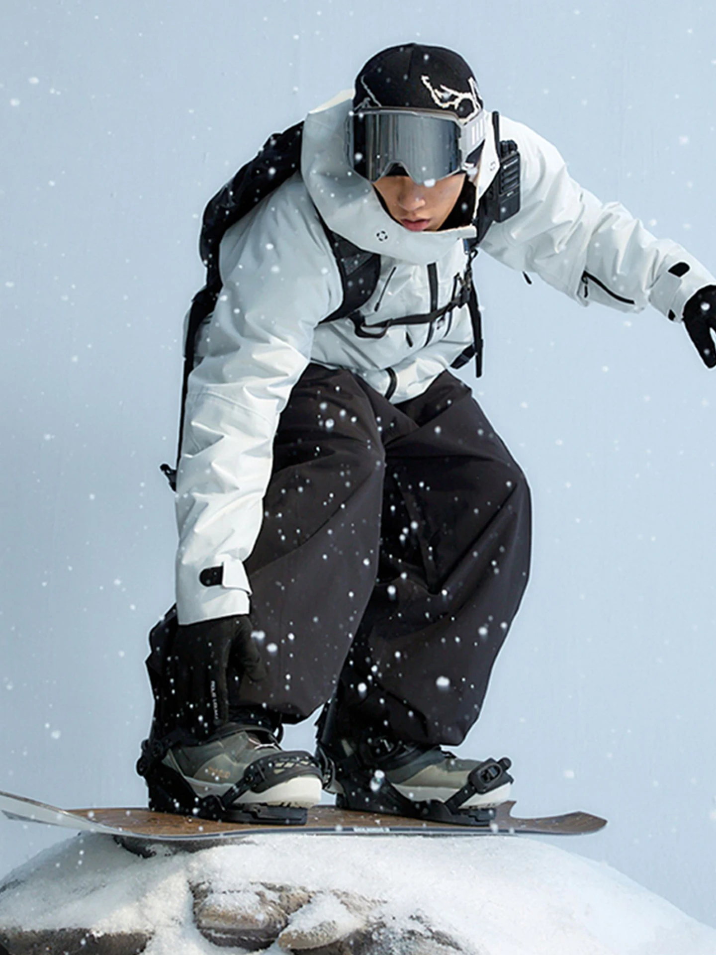 Мужские и женские зимние лыжные брюки, профессиональные водонепроницаемые, теплые, износостойкие, для альпинизма, катания на лыжах на открытом воздухе.
Мужские и женские зимние лыжные брюки, профессиональные водонепроницаемые, теплые, износостойкие, для альпинизма, катания на лыжах на открытом воздухе.