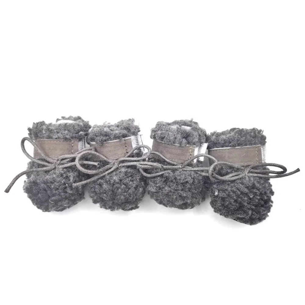 4pcs/set Breathable Thickened Pet Snow Boots Warm Plush Winter Dog Boots Anti Fouling Wear-Resistant Non-Slip Dog Shoes Winter
4pcs/set Breathable Thickened Pet Snow Boots Warm Plush Winter Dog Boots Anti Fouling Wear-Resistant Non-Slip Dog Shoes Winter