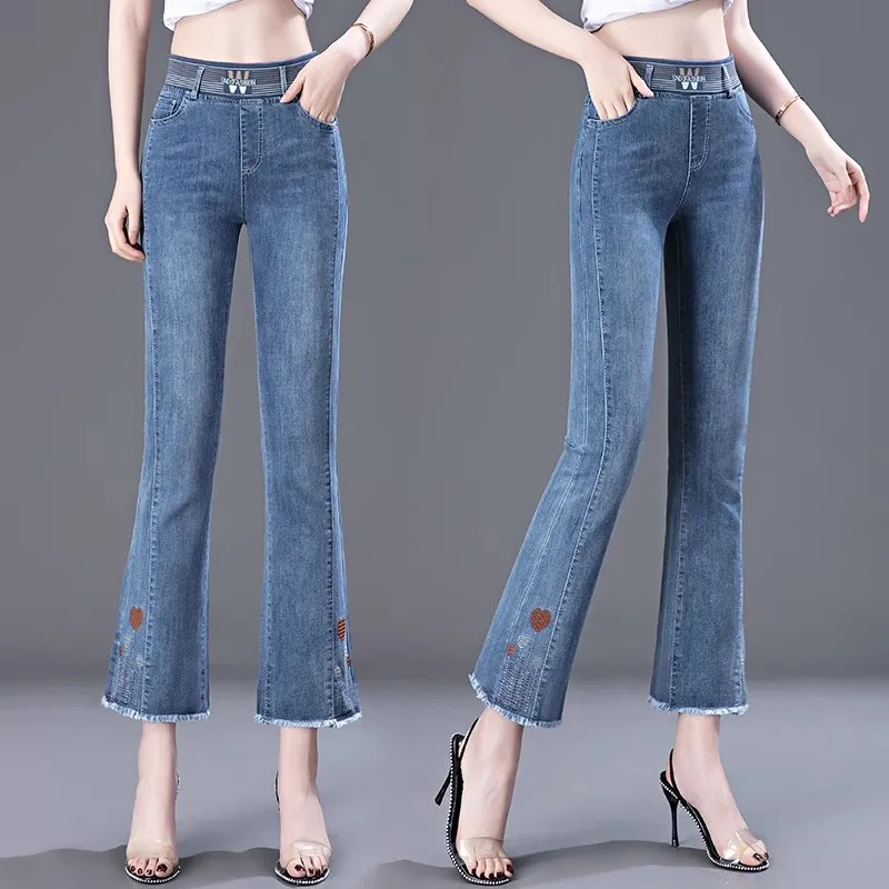 Джинсы-клеш с высокой талией для женщин, весенне-осенние, прямые, удлиненные, маленькие размеры, расклешенные брюки из денима
Джинсы-клеш с высокой талией для женщин, весенне-осенние, прямые, удлиненные, маленькие размеры, расклешенные брюки из денима