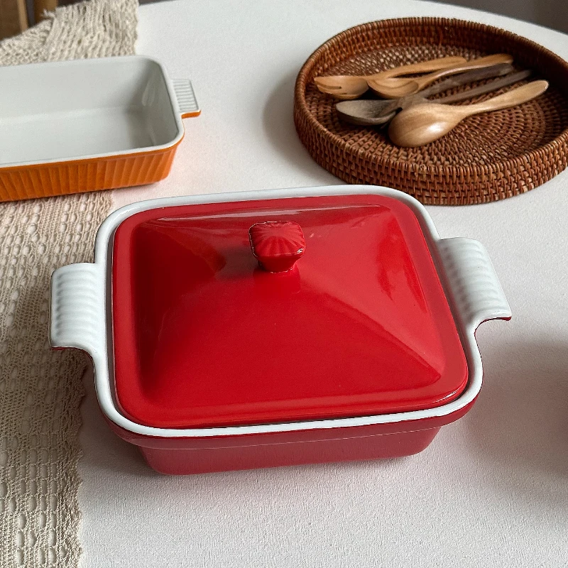 LMM high temperature underglaze color solid color square baking pan ceramic binaural beef baked rice
LMM high temperature underglaze color solid color square baking pan ceramic binaural beef baked rice