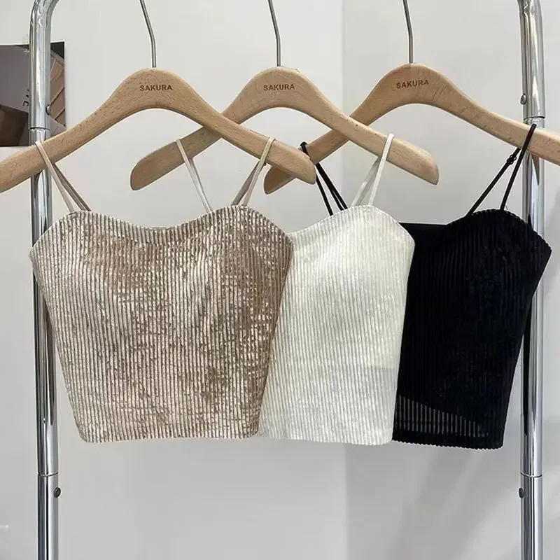 Ice Silk Gold Velvet Seamless Spaghetti Straps Chest Wrap Beautiful Vest Women's Sexy Outerwear Base Fixed Cup Underwear
Ice Silk Gold Velvet Seamless Spaghetti Straps Chest Wrap Beautiful Vest Women's Sexy Outerwear Base Fixed Cup Underwear