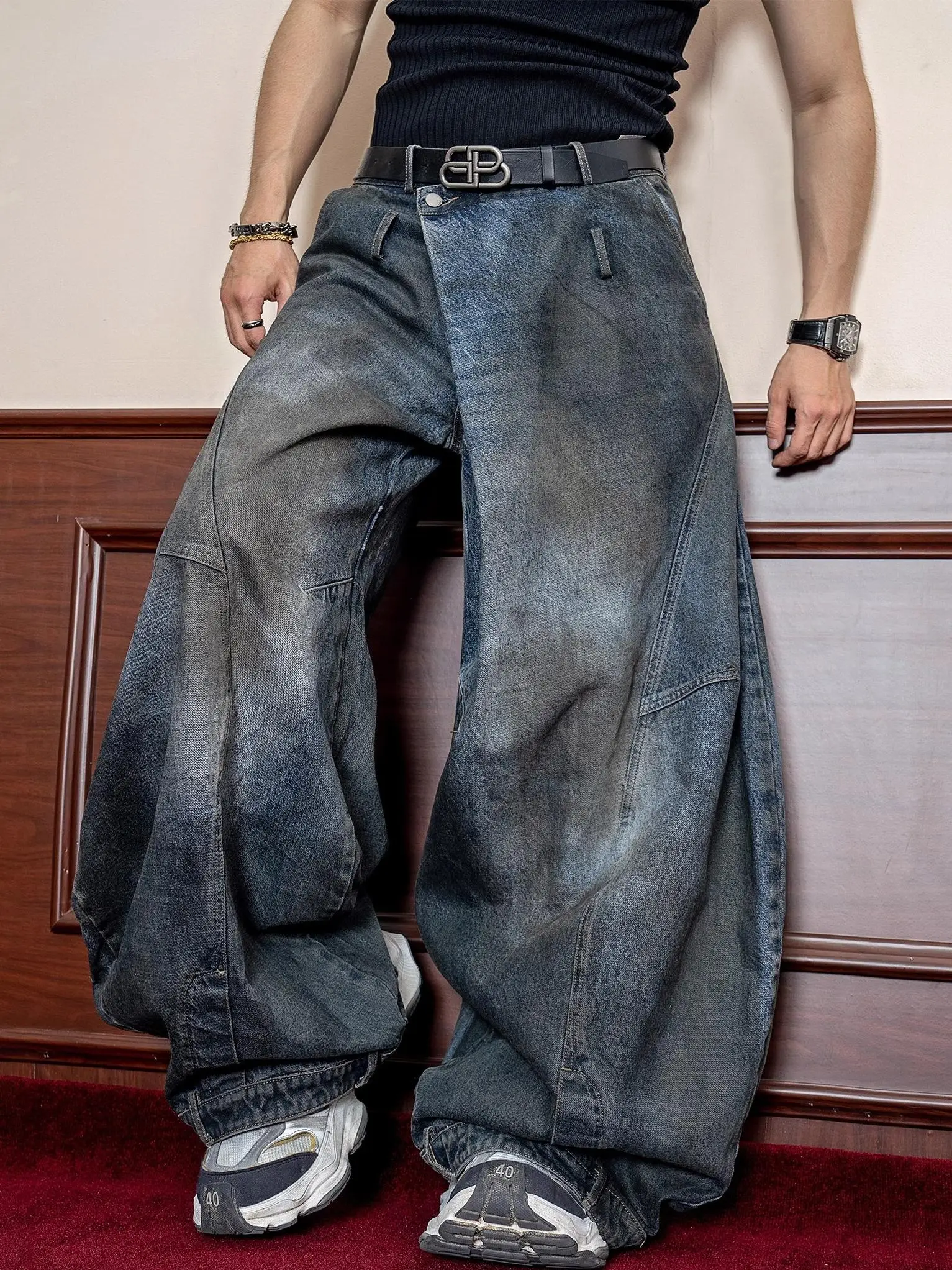American Style Street Cleanfit Vintage Faded Color Men's Heavy Design Sense Waist Flip Wide Leg Jeans Casual Loose Fit Jeans
American Style Street Cleanfit Vintage Faded Color Men's Heavy Design Sense Waist Flip Wide Leg Jeans Casual Loose Fit Jeans