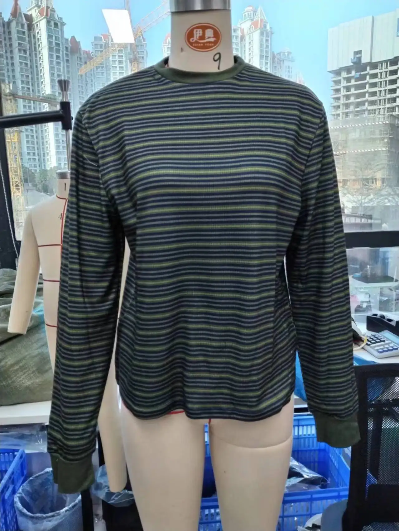Women Y2k Harajuku Striped T-shirt Round Neck Long Sleeve Sweatshirts Vintage Going Out Pullover Top Fairycore Grunge Clothes
Women Y2k Harajuku Striped T-shirt Round Neck Long Sleeve Sweatshirts Vintage Going Out Pullover Top Fairycore Grunge Clothes