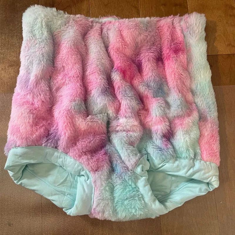 Handmade Men Sexy With Hole Underwear Blue Velvet Filled Cotton High-waisted Thick Puffy Warm Belly Briefs BF Pantie
Handmade Men Sexy With Hole Underwear Blue Velvet Filled Cotton High-waisted Thick Puffy Warm Belly Briefs BF Pantie