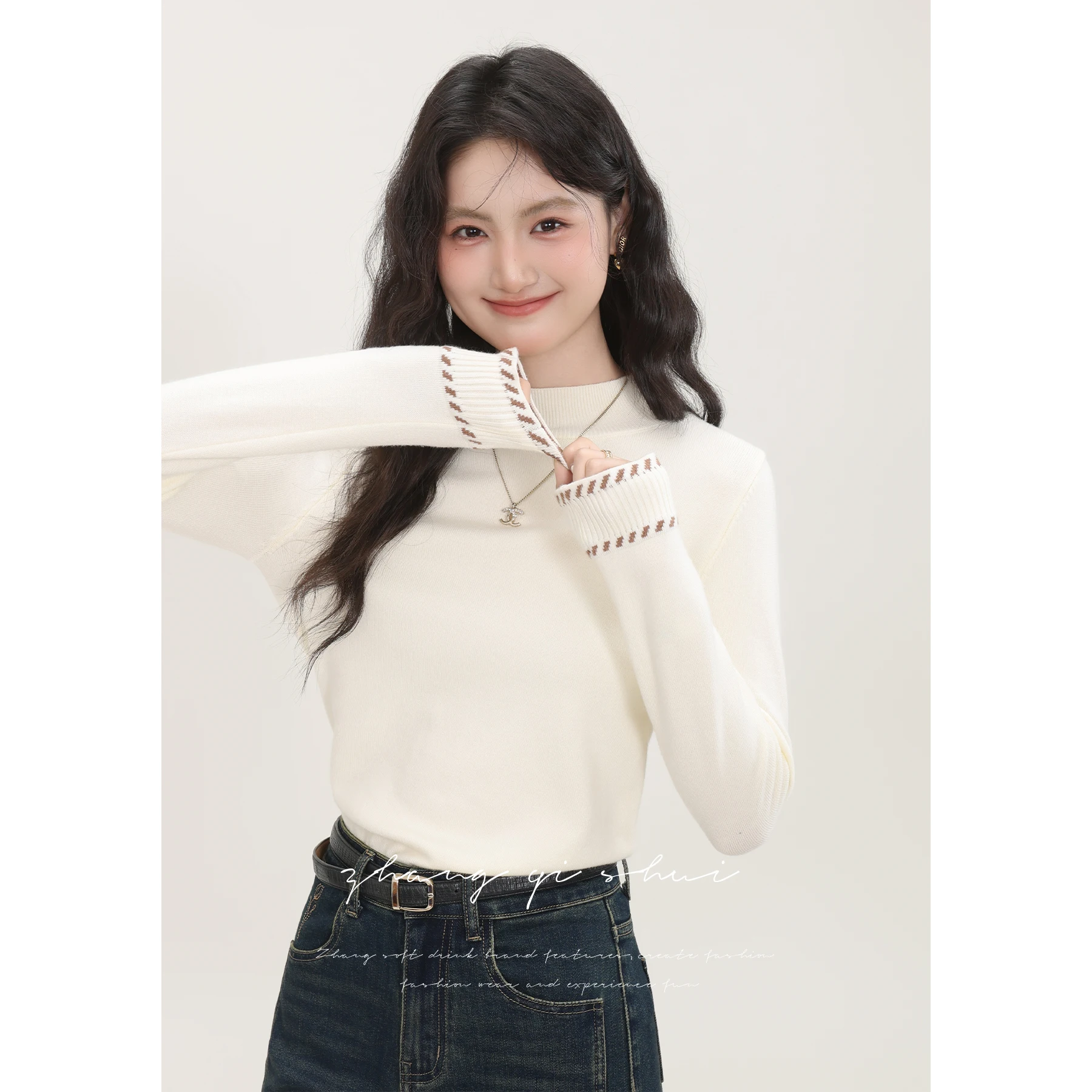 Zhang Soda 2025 Осенняя новинка: Женский облегающий трикотажный топ для ношения под одеждой, корректирующий фигуру, в корейском стиле, с длинным рукавом
Zhang Soda 2025 Осенняя новинка: Женский облегающий трикотажный топ для ношения под одеждой, корректирующий фигуру, в корейском стиле, с длинным рукавом