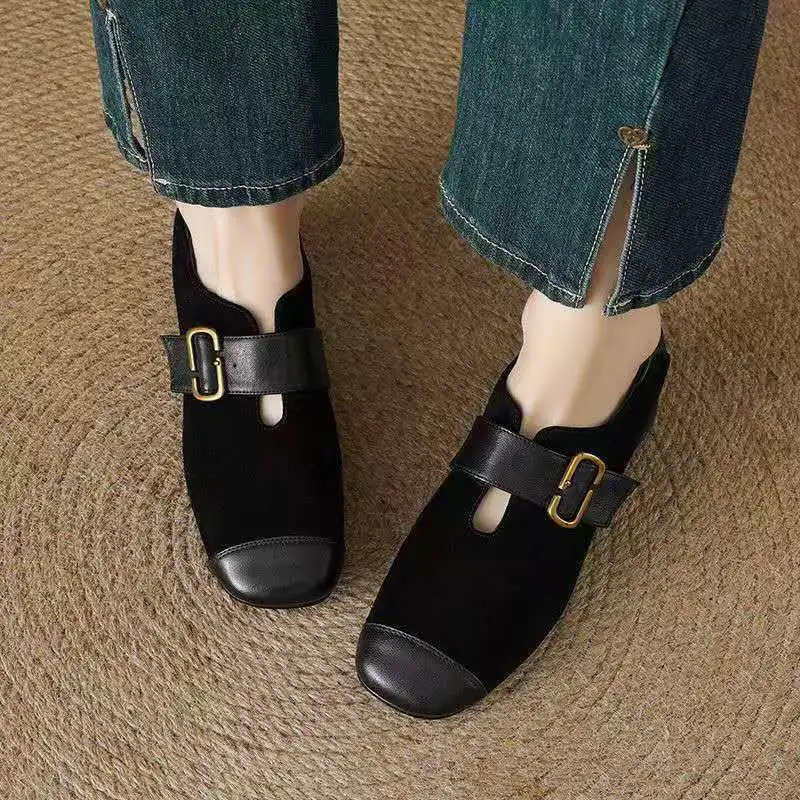 2026 Spring and Autumn belt buckle single shoe for women fashionable and retro matte square toe patchwork casual leather shoes
2026 Spring and Autumn belt buckle single shoe for women fashionable and retro matte square toe patchwork casual leather shoes