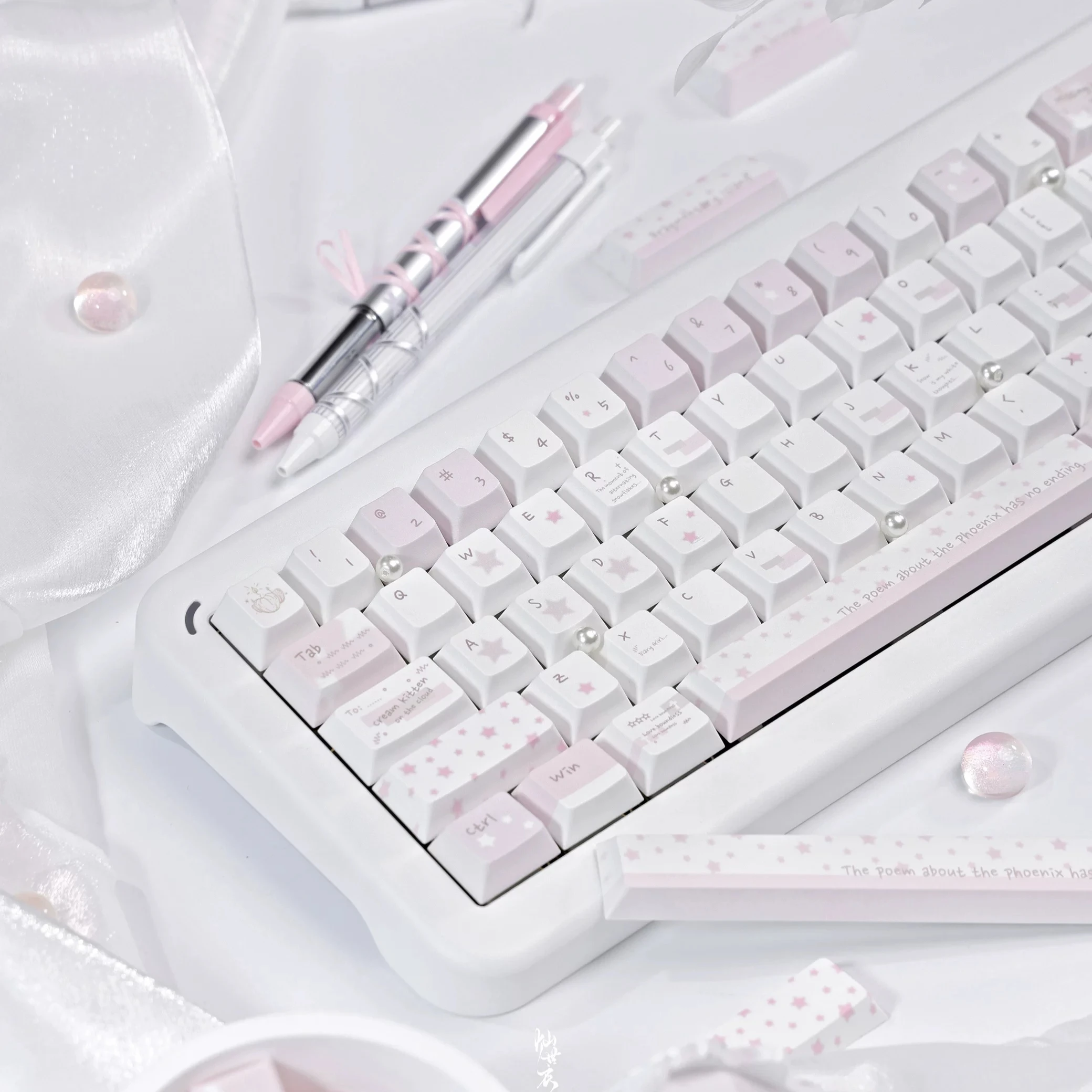 Pink Whisper Keycaps Customized Keycaps PBT Sublimation Cherry/SO Profile 140 Keys Mechanical Keyboard Accessories
Pink Whisper Keycaps Customized Keycaps PBT Sublimation Cherry/SO Profile 140 Keys Mechanical Keyboard Accessories