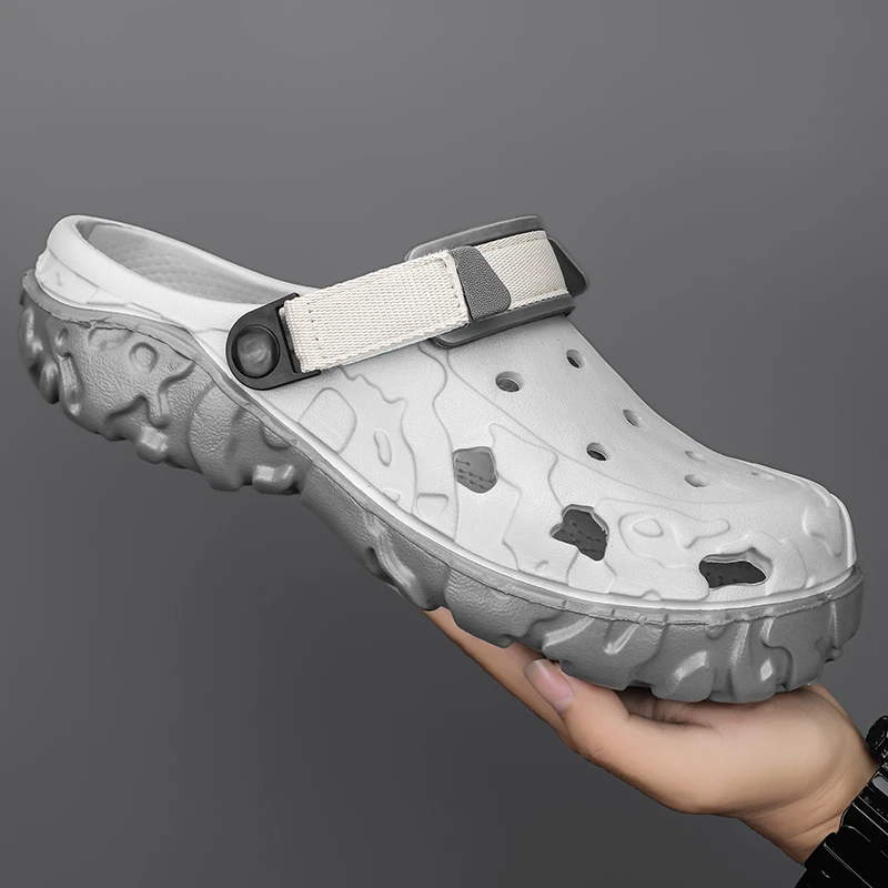 Summer Men Beach Sandals Clogs Outdoor Garden Shoes Water Shoes with Holes Soft Rubber Slippers Cholas Man Zuecos Hombre
Summer Men Beach Sandals Clogs Outdoor Garden Shoes Water Shoes with Holes Soft Rubber Slippers Cholas Man Zuecos Hombre