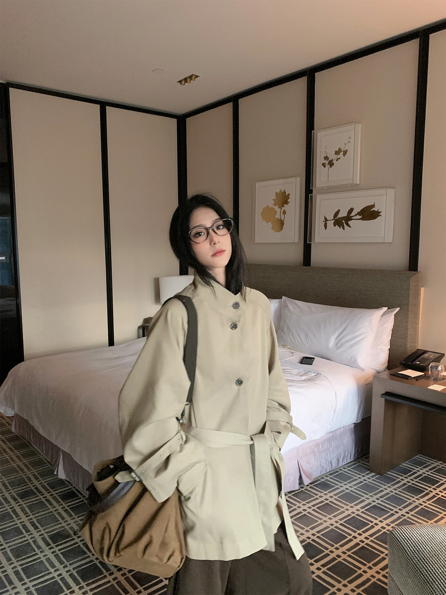 Женское пальто цвета хаки с воротником-стойкой, свободного кроя, длинное, весна 2026, повседневная ветровка из смесового хлопка от SMBL RAIN
Женское пальто цвета хаки с воротником-стойкой, свободного кроя, длинное, весна 2026, повседневная ветровка из смесового хлопка от SMBL RAIN