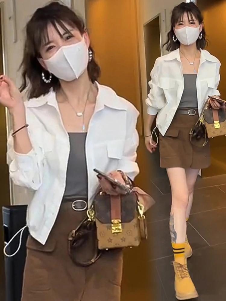 Spring Autumn 2026 Design Sense Drawstring Collar Short Shirt Jacket High Waist Workwear A-Line Skirt Set Women's Fashion
Spring Autumn 2026 Design Sense Drawstring Collar Short Shirt Jacket High Waist Workwear A-Line Skirt Set Women's Fashion