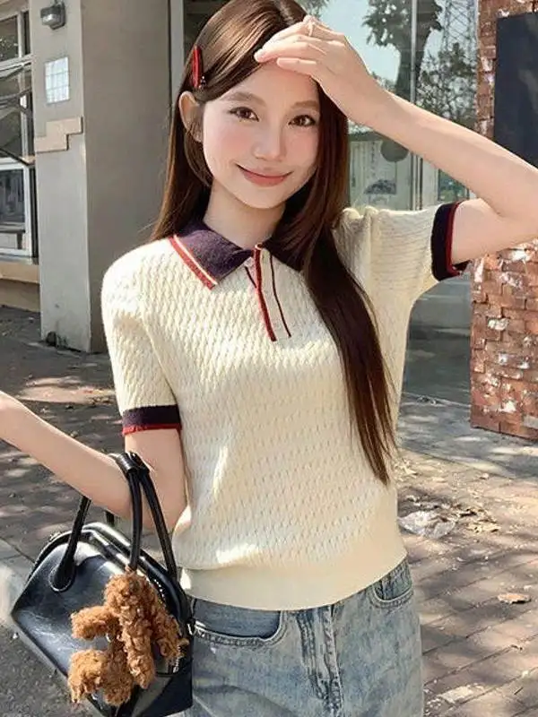 Korean Style Retro Color Block Neck Short Sleeve Knitted Top Women's Fashionable Versatile Slimming Summer New Arrival
Korean Style Retro Color Block Neck Short Sleeve Knitted Top Women's Fashionable Versatile Slimming Summer New Arrival