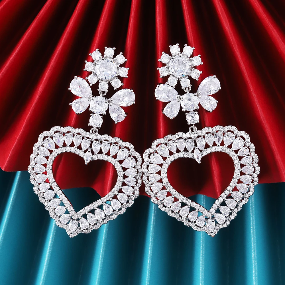 Fashion Hollow Heart High-End Zircon Pink Shiny Earrings for Women Elegant Temperament Heart White Shiny Banquet Jewelry
Fashion Hollow Heart High-End Zircon Pink Shiny Earrings for Women Elegant Temperament Heart White Shiny Banquet Jewelry