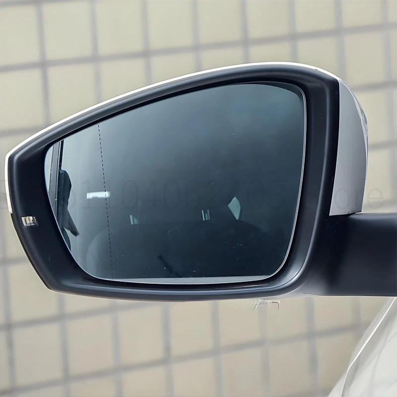 Car rearview mirror glass - Suitable for Volkswagen Polo 2014-2018 rearview lenses - Reflective mirror - Heated glass
Car rearview mirror glass - Suitable for Volkswagen Polo 2014-2018 rearview lenses - Reflective mirror - Heated glass