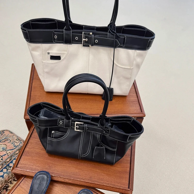 French Retro All-match Belt Lock Shoulder Bag Fashionable Denim Stitching Tote Bag Design Brand Women's Large Capacity Handbag
French Retro All-match Belt Lock Shoulder Bag Fashionable Denim Stitching Tote Bag Design Brand Women's Large Capacity Handbag