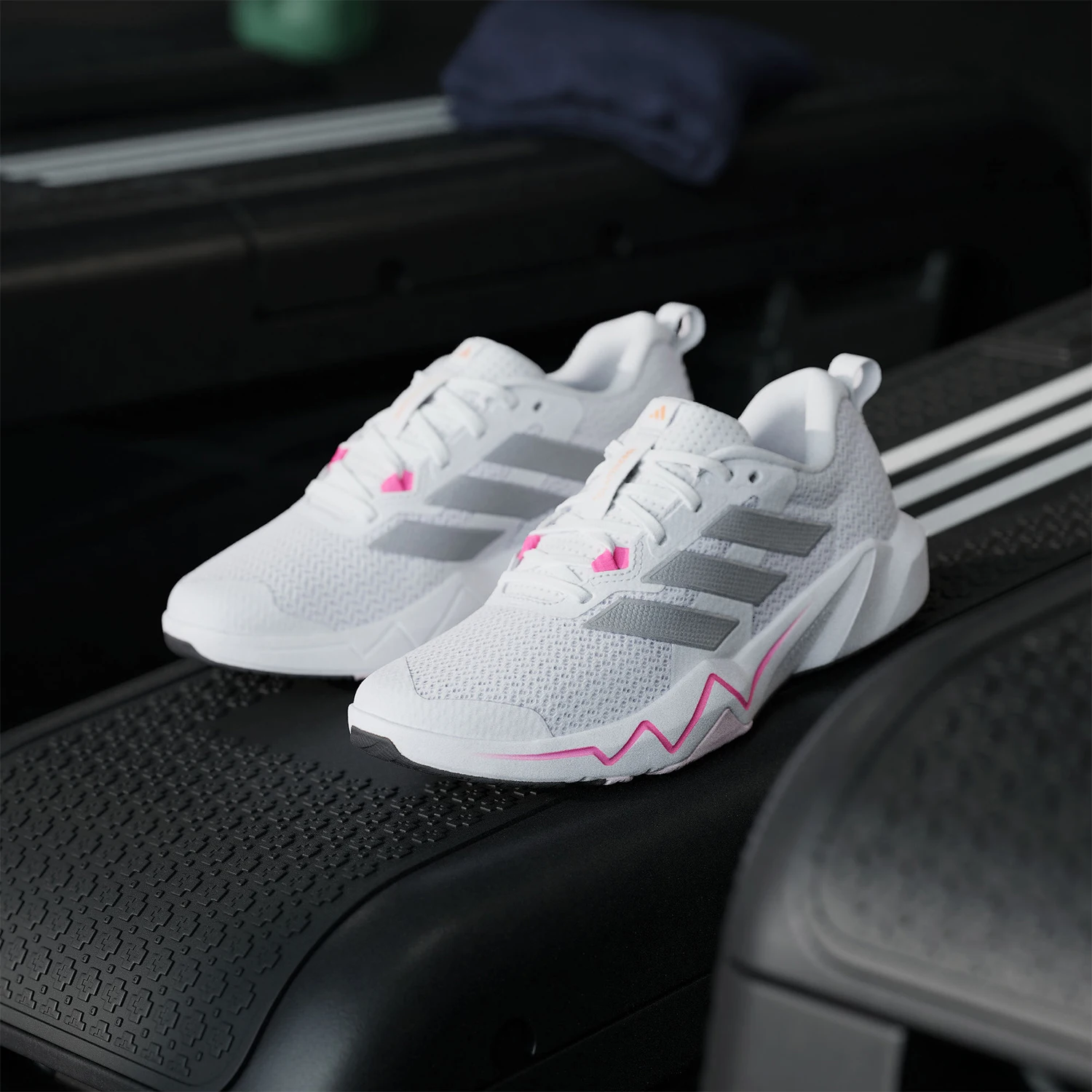 Adidas Authentic Spring Style Women's Low-Top Wear-Resistant Training Shoes JQ3956
Adidas Authentic Spring Style Women's Low-Top Wear-Resistant Training Shoes JQ3956