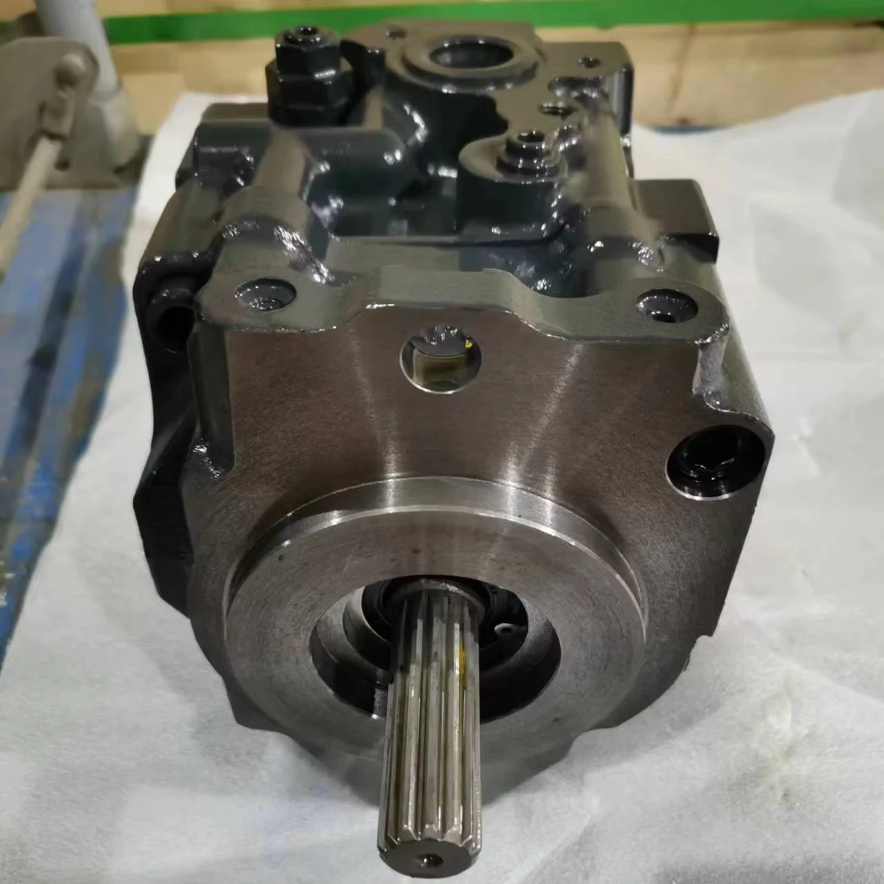 FD50 FD50AYT-10 Excavator Hydraulic Pump Main Pump Assy 708-1T-00710 for Komatsu
FD50 FD50AYT-10 Excavator Hydraulic Pump Main Pump Assy 708-1T-00710 for Komatsu