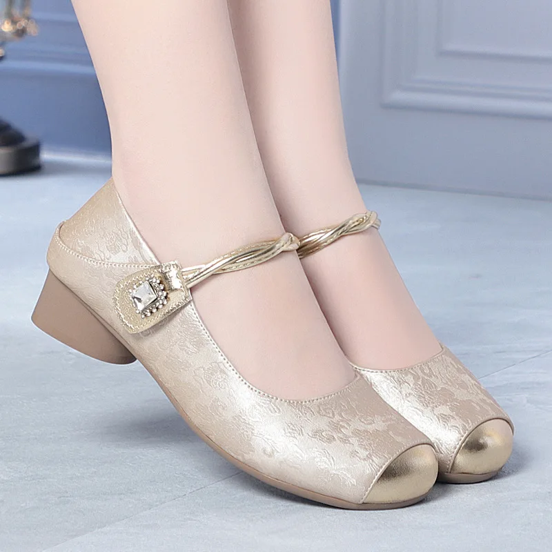 Big Size 35-43 Retro National Style Shallow Breathable Comfortable Mary Janes 2026 Spring Square Heel Shoes Office Daily Mom
Big Size 35-43 Retro National Style Shallow Breathable Comfortable Mary Janes 2026 Spring Square Heel Shoes Office Daily Mom